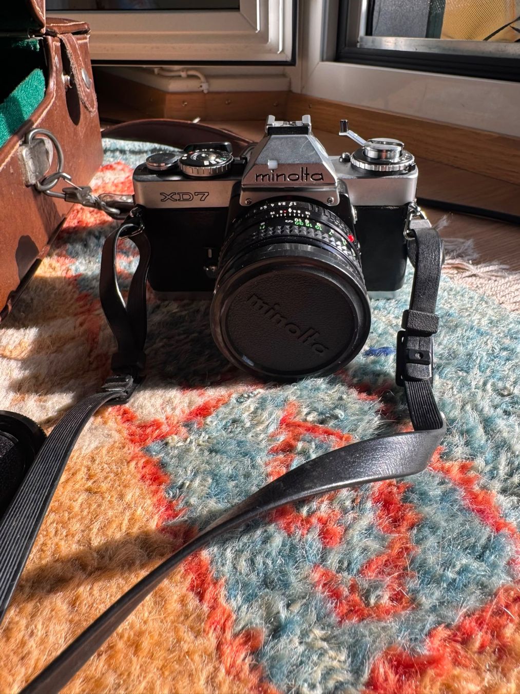 Minolta Fotocamera: Analog Minolta XD7 Kamera mit Objektiven und Blitz – Usato da Winterthur venduto da nutzer2000
