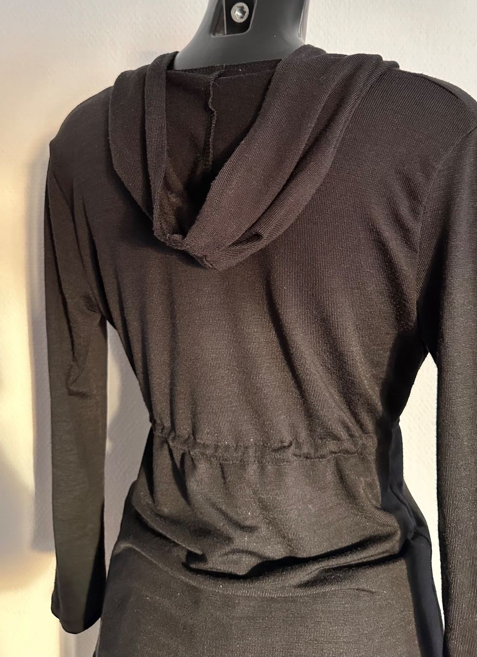 Jacken: Gr S 36Jacke mit Kapuze TOP – Gebraucht aus Rickenbach b. Wil von sunneschii_ 2