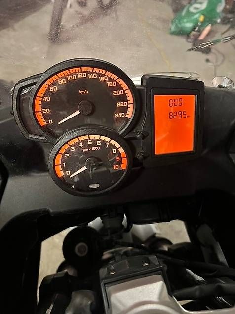 BMW Touring: Moto BMW F800 GT – Gebraucht aus Thônex von inf_zlb5 4