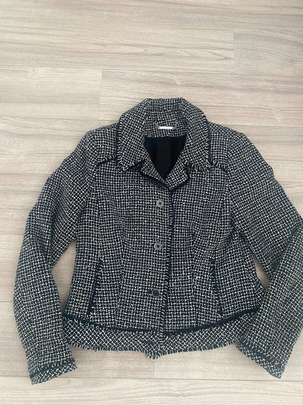 Giacche: Blazer WHITE BLACK Gr. 38 – Usato da Bonstetten venduto da VCLS
