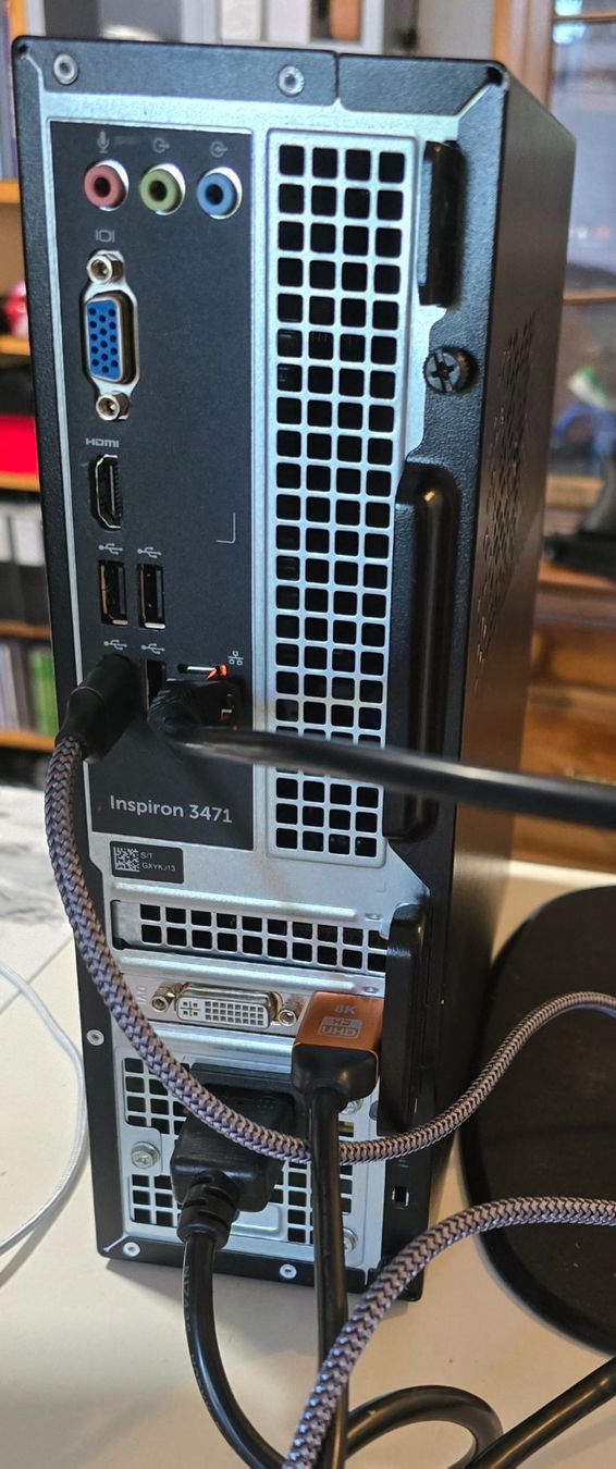 Dell PC: Dell Desktop 3471 – Usato da Amriswil venduto da Chris-Tech 2