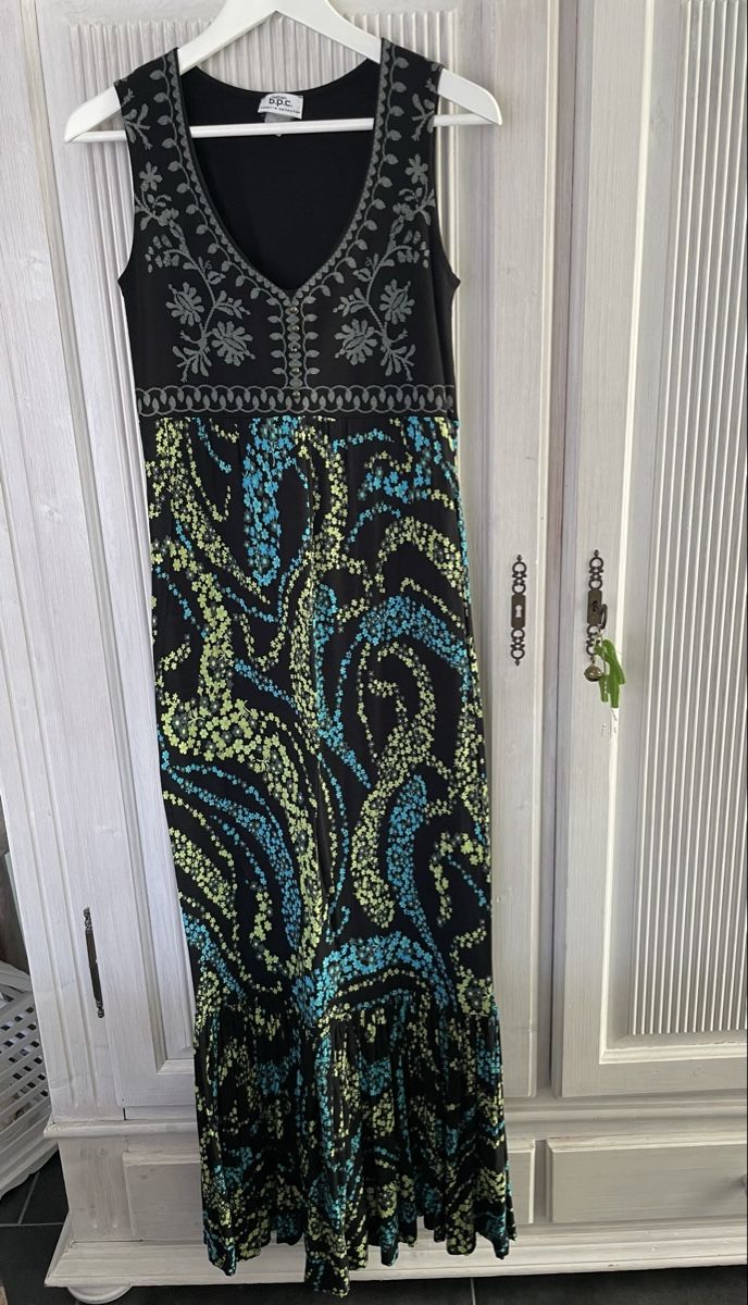 Vestiti: Maxikleid mit tollem Muster, Gr. M – Usato da Goldswil venduto da _Dudy_