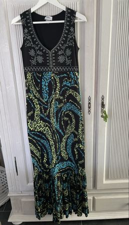 Maxikleid mit tollem Muster, Gr. M