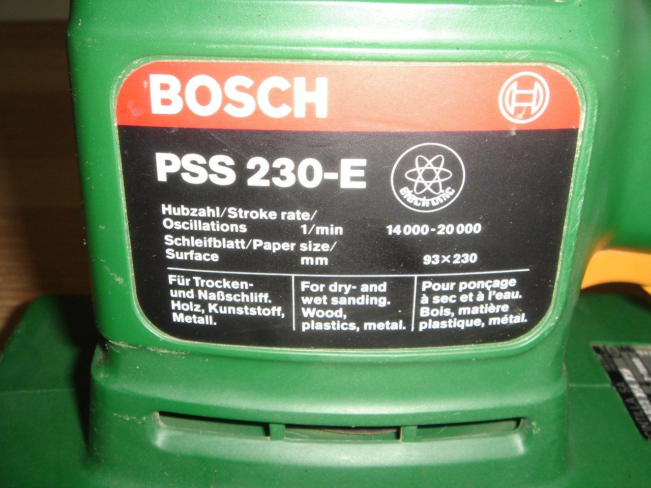 Bosch Smerigliatrici & Lucidatrici: Bosch-PSS 230-E Schwingschleifer gebraucht – Usato da Büren an der Aare venduto da Strahler0 4