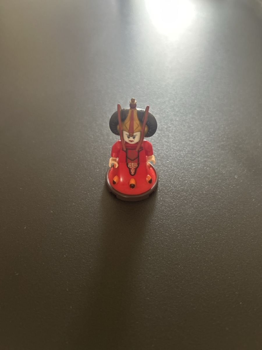 Lego Figuren: Queen Amidala Minifigur – Gebraucht aus Uettligen von Bene.07