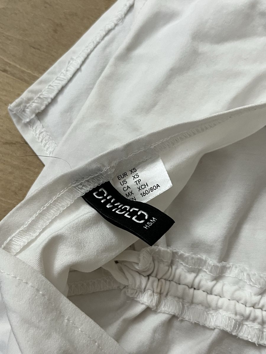H&M Top: Weisses Top – Usato da Stäfa venduto da jo1735 2