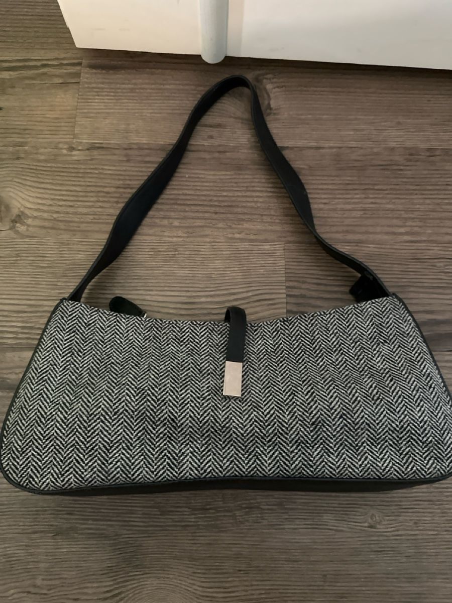 Taschen für Damen: Handtasche mit Reissverschluss  – Gebraucht aus Baltschieder von YmroBe 2