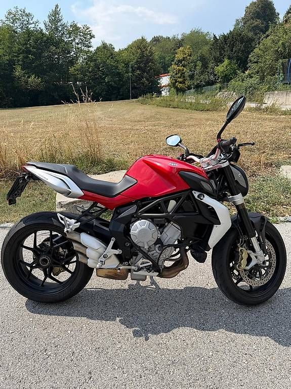 MV Agusta Strada: MV Agusta Brutale 675 – Usato da Curio venduto da fab_wz6r