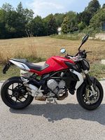 MV Agusta Brutale 675