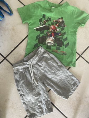 Mario Kart T-Shirt & C&A Shorts Gr. 110, Nintendo Sommer Set