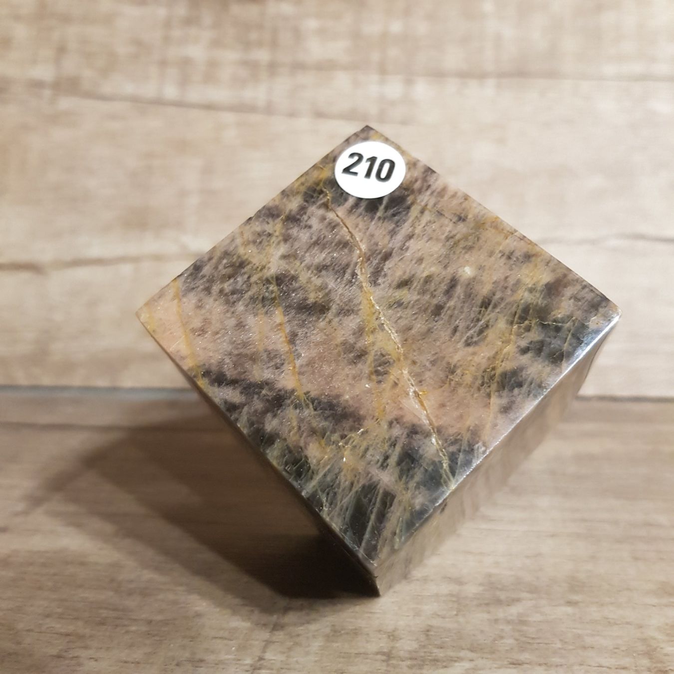 Minerali & Pietre curative: Mondstein Cube  Nr 210 – Nuovo (secondo la descrizione) da Schwanden-Brienz venduto da Testudo06