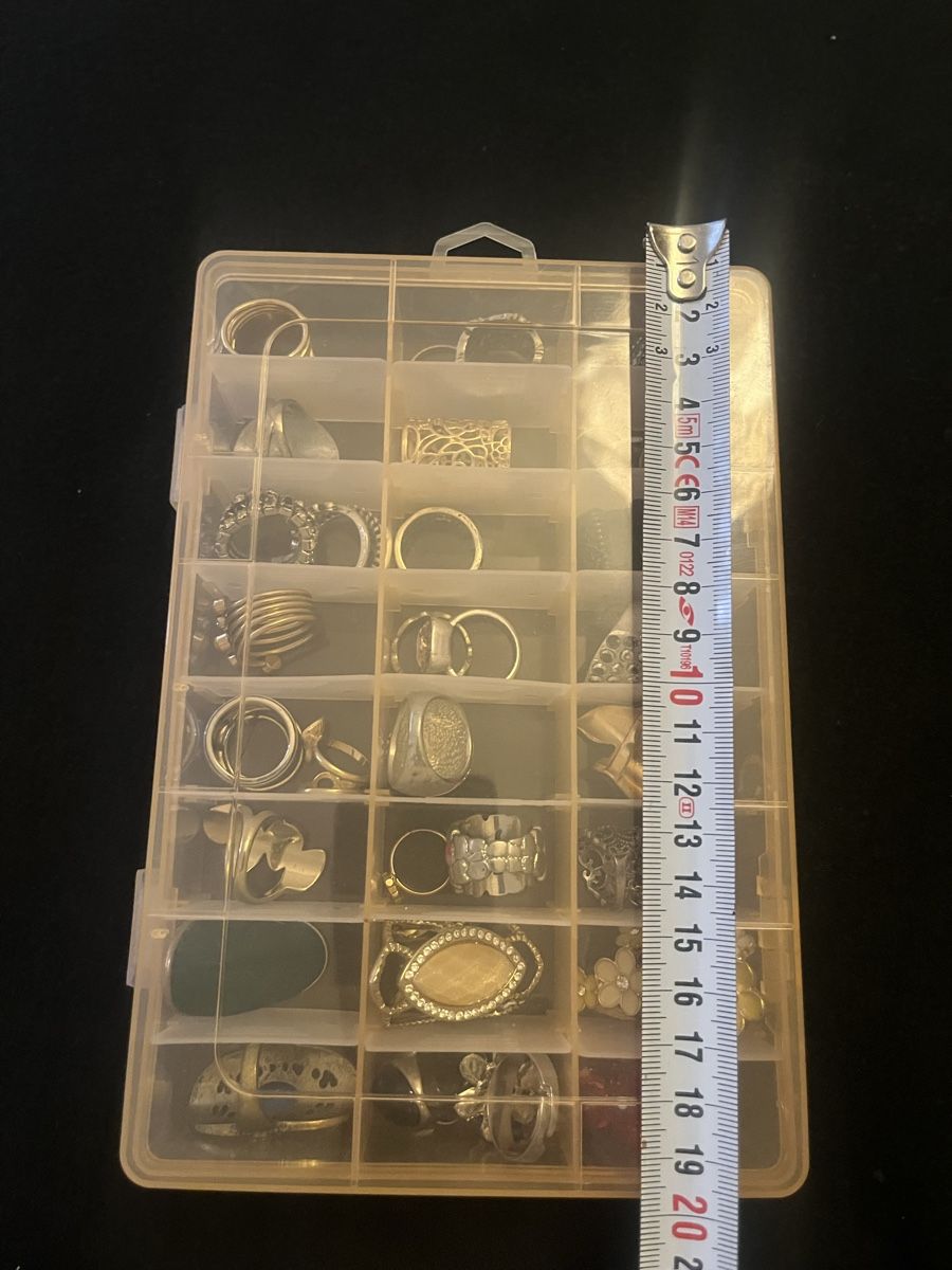 Sonstiger Schmuck: Schmuckring Sammlung Box gemischt guter Zustand – Gebraucht aus Olten von sae_82z2 3