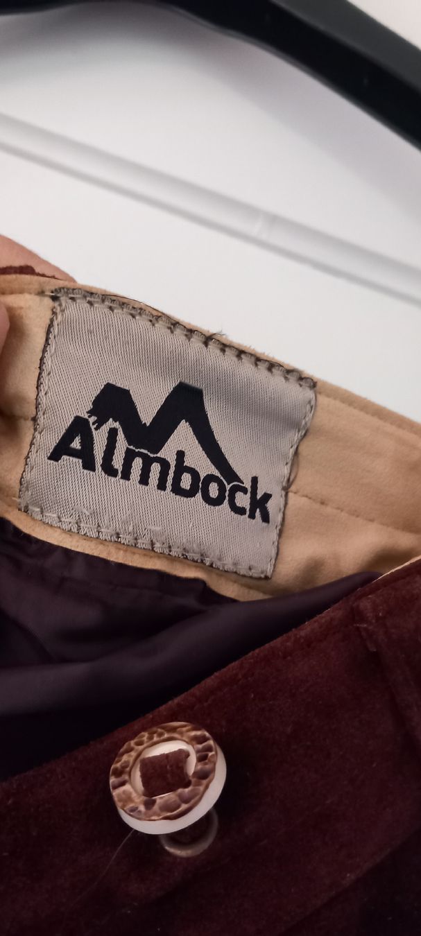 Pantaloni: Lederhosen gr. 52 (echtes Leder) – Usato da Glattfelden venduto da Kstock 2