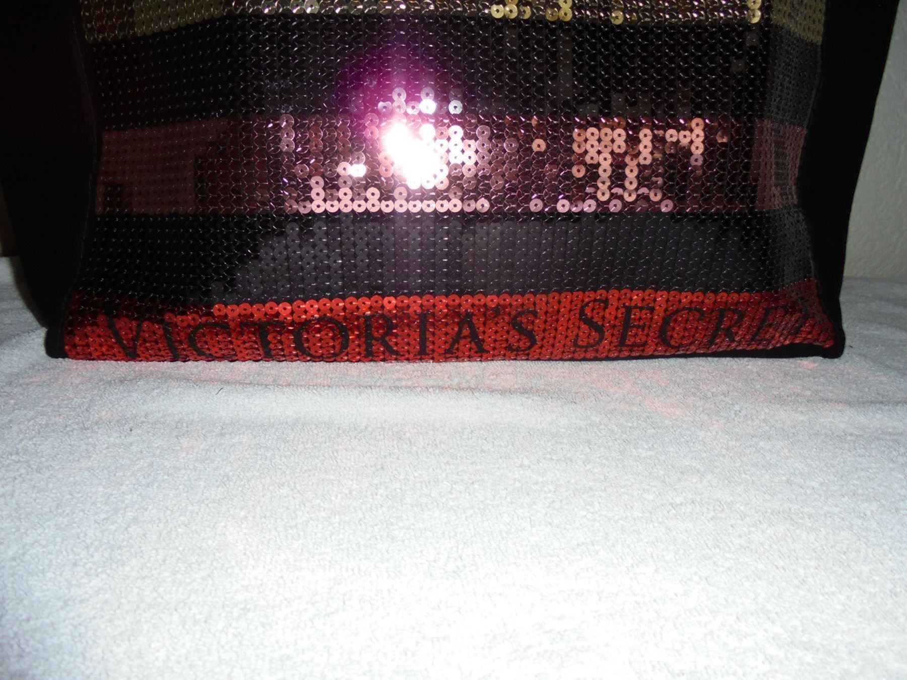 Victoria's Secret Borse da donna: VICTORIA'S SECRET GROSSE TASCHE/ SHOPPER – Nuovo e nell'imballaggio originale da Aarau Rohr venduto da PinkSchwein 2