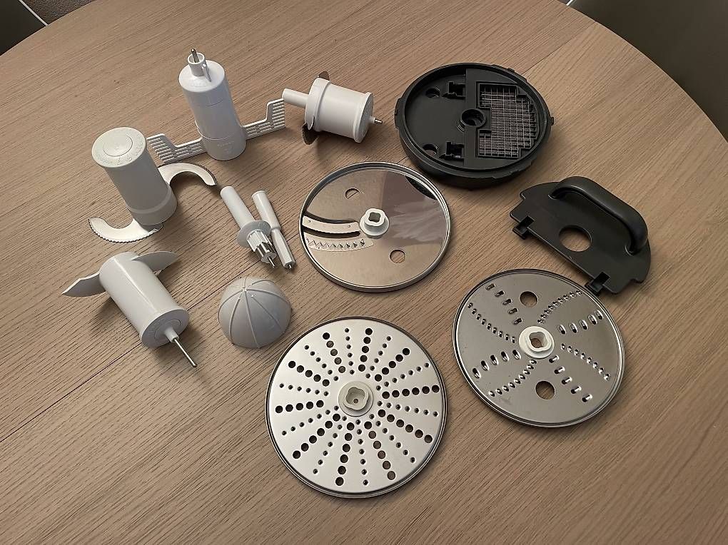 Elettrodomestici da cucina: KitchenAid Food Processor Artisan 4L bianco perla  – Usato da Brissago venduto da mar_xv5r 2