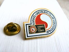 ❗ Karate-und Budo-club-Winterthur Kampf +Versand Pin M13S.42