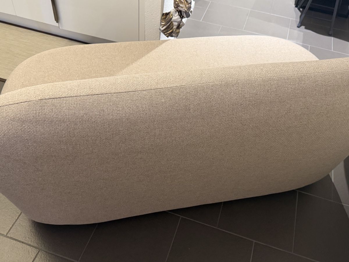 Divani: 2-Sitzer Sofa Stil: Minimalistisch – Nuovo (secondo la descrizione) da Fribourg venduto da mal_fq2y 1