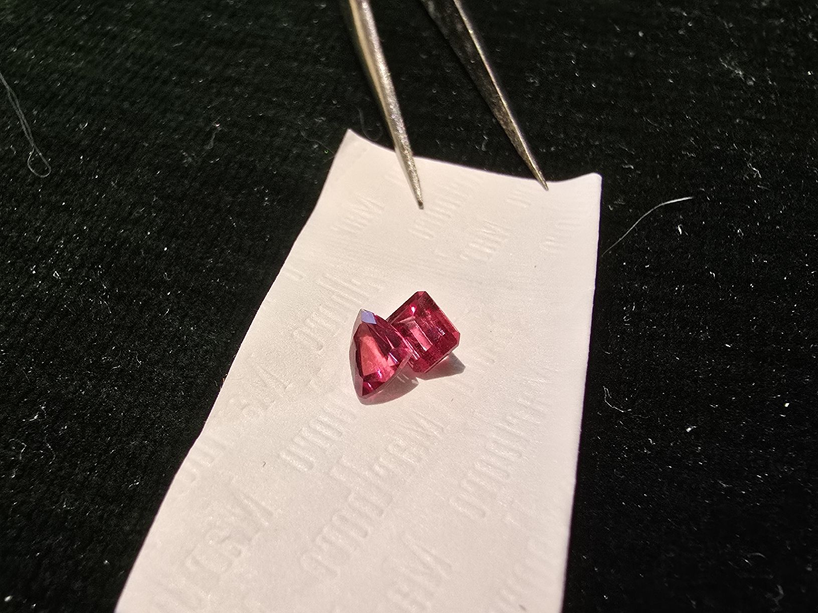 Pietre preziose: rubis mozambique 0.455ct taille emeraude – Usato da Carouge GE venduto da fra_sq8s 4