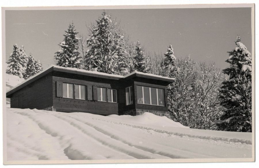Ansichtskarten: Wer weiss wo? Unbekannte Skihütte – Gebraucht aus Frauenfeld von POML