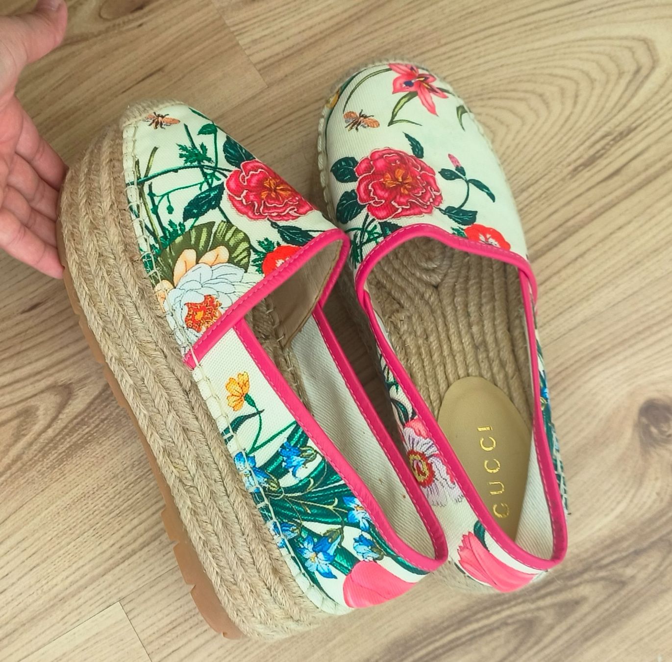 Scarpe da donna: Gucci Espadrilles – Usato da Beringen venduto da Holly.80 3