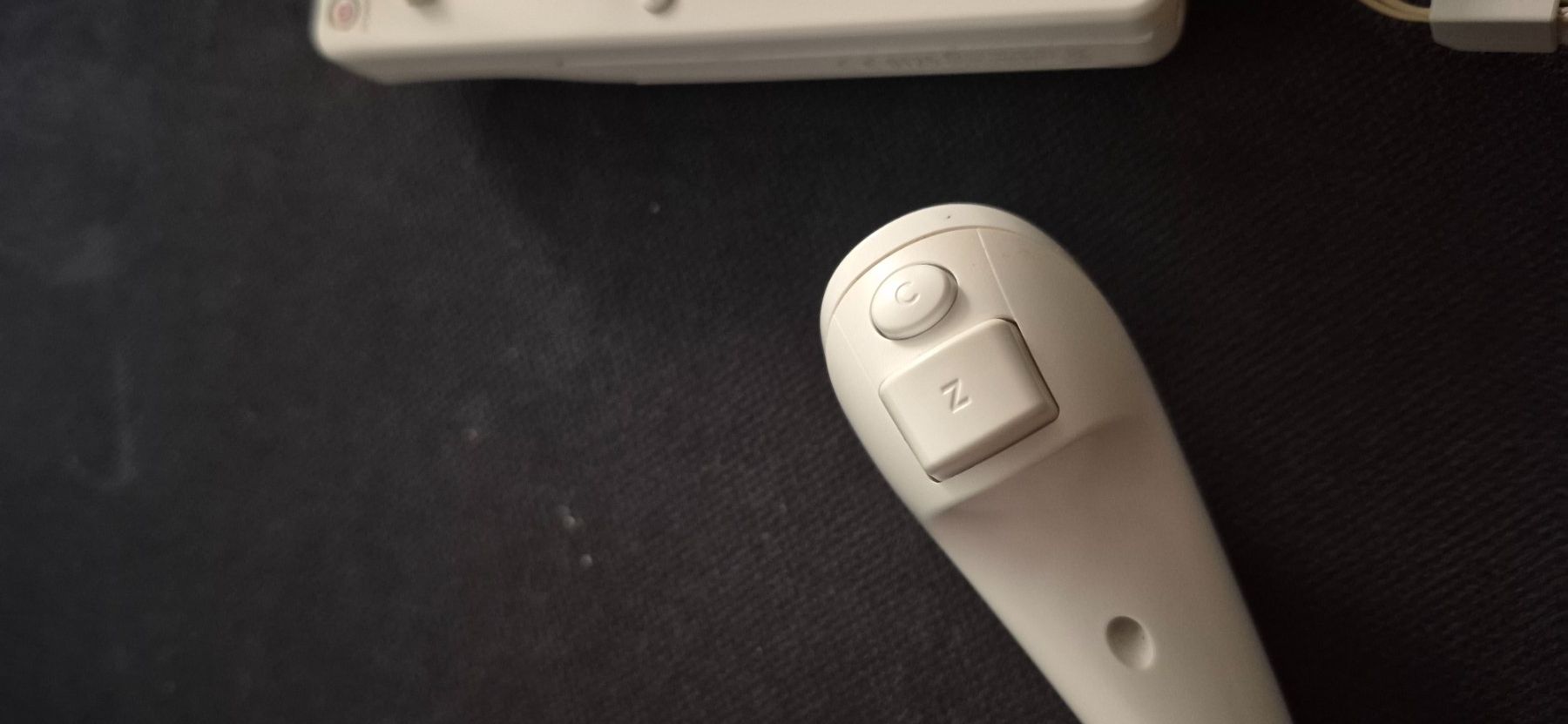 Nintendo Controller: WII MANETTE CONTROLLER NINTENDO BLANC RETRO GAMING COMPLET – Usato da Grand-Lancy venduto da luc111 6