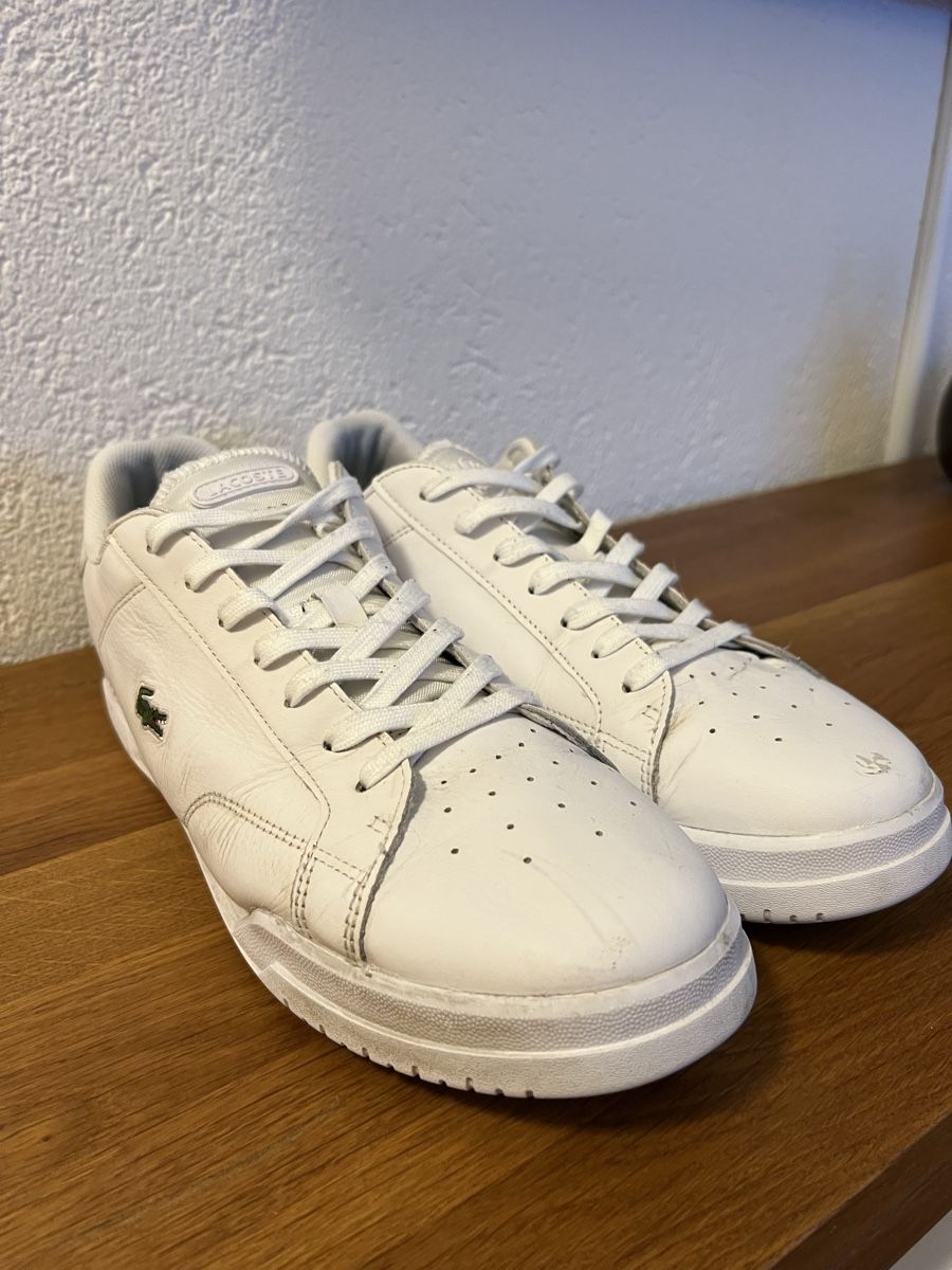 Lacoste Scarpe da uomo: Herren Sneaker Lacoste weiss Grösse 46 – Usato da Chur venduto da ZATO 1