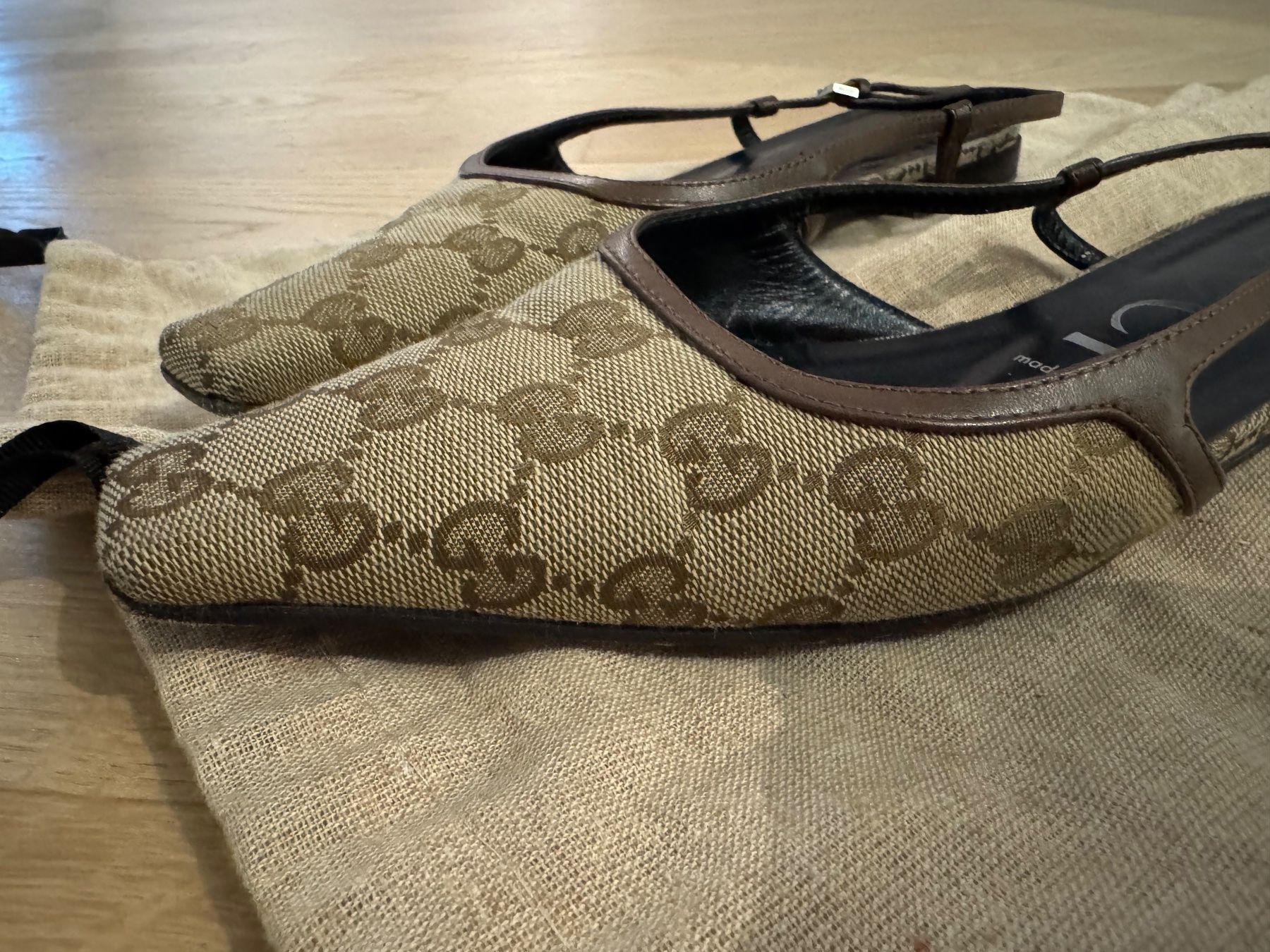 Gucci Damenschuhe: Gucci Slingback – Gebraucht aus Aarau von christinasarah 1