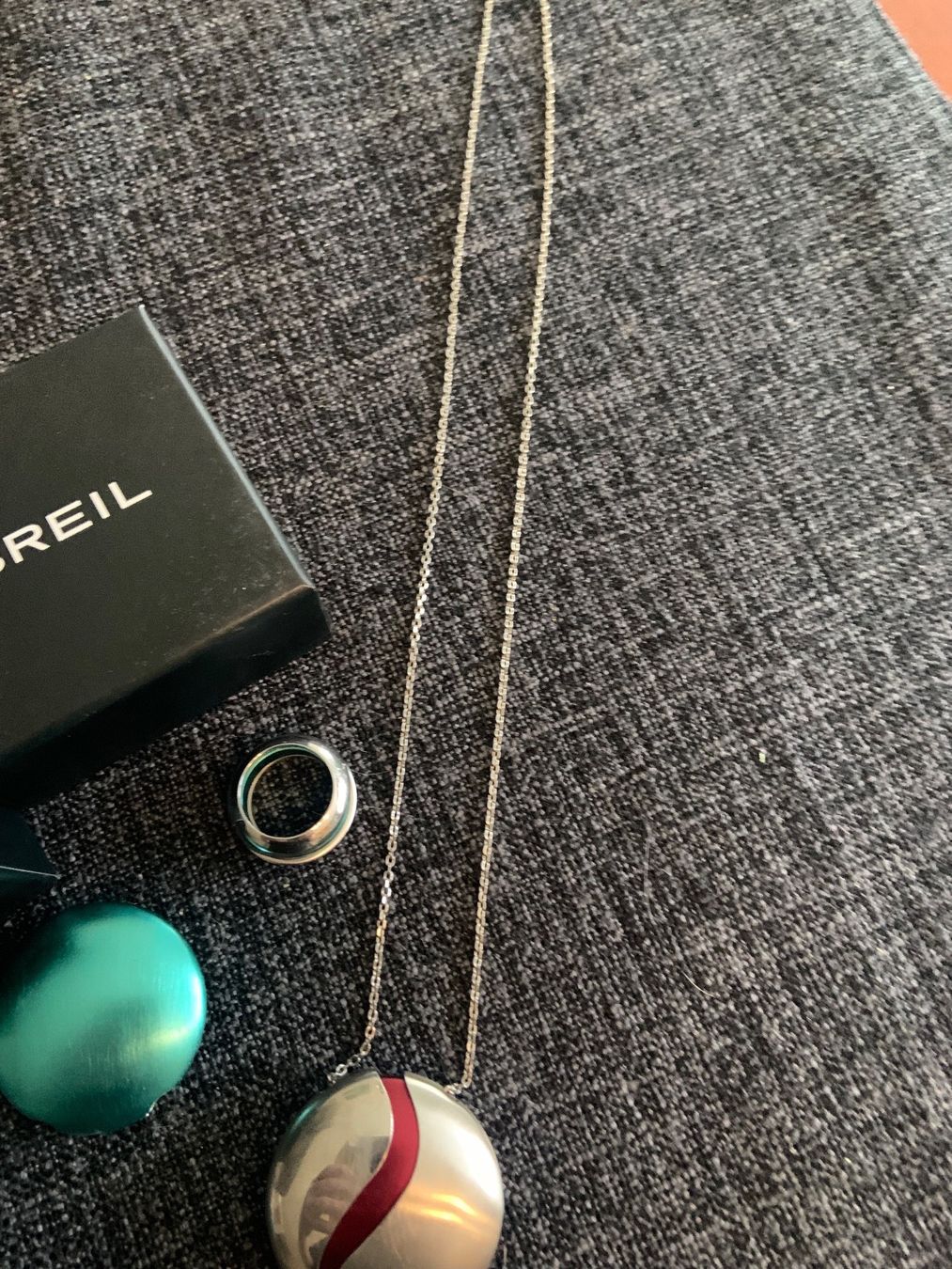 Breil Catenine: Collana Breil  2 ciondoli e anello Set di 3 pezzi! – Usato da Grono venduto da tes_6t5v 2