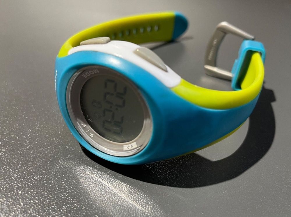 Montre digitale enfant Decathlon Acheter sur Ricardo