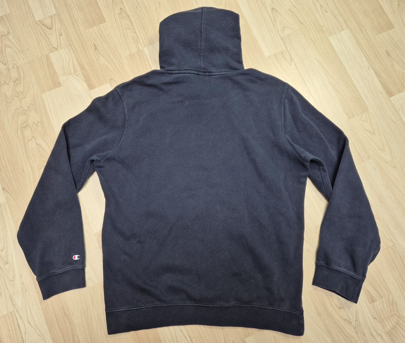 Champion Pulls & Sweat-shirts: Champion Hoodie Gr. L – D'occasion à St. Gallen par CaliSunshine 1