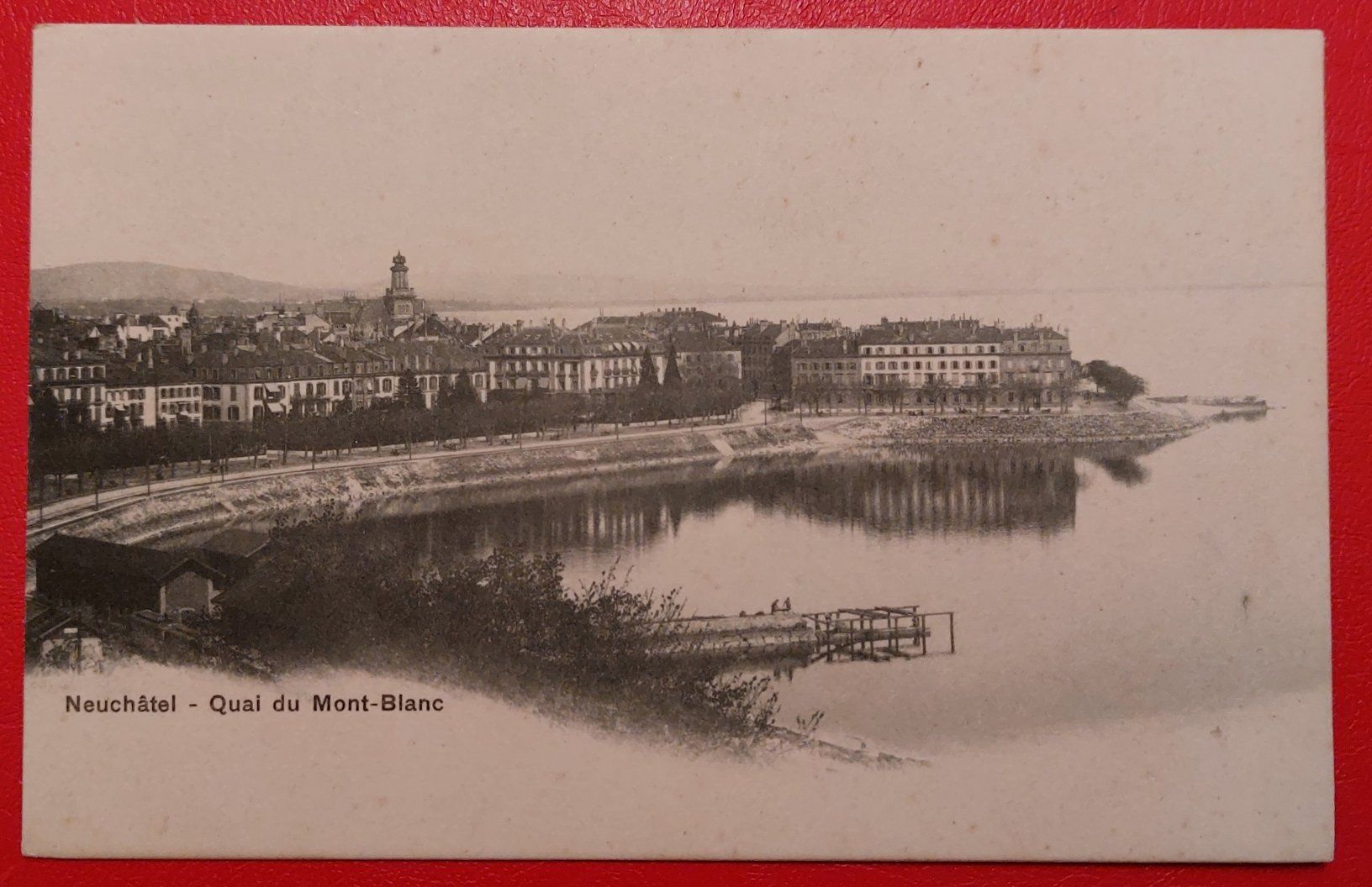 Cartoline postali: Neuchâtel ; Quai du Mont-Blanc – Usato da St-Légier-La Chiésaz venduto da Theo005