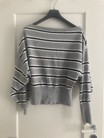 Bershka Pullover, gestreift, Grau/Schwarz, Gr. L - Top Herbs