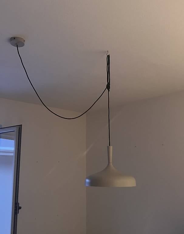 Lampen: Lampe nordic Style – Gebraucht aus Bertschikon Gossau von glorious-vintage