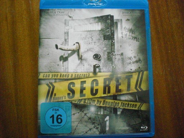 Tutti i DVDs: A Nanny's Secret – Usato da Adliswil venduto da jauense