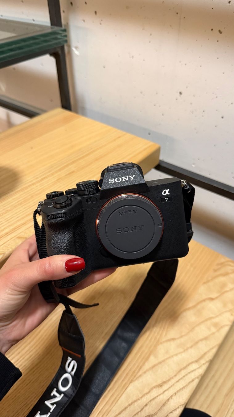 Sony Caméscopes: Kamera Sony Alpha 7iv – D'occasion à Luzern par kra_hv9m 1