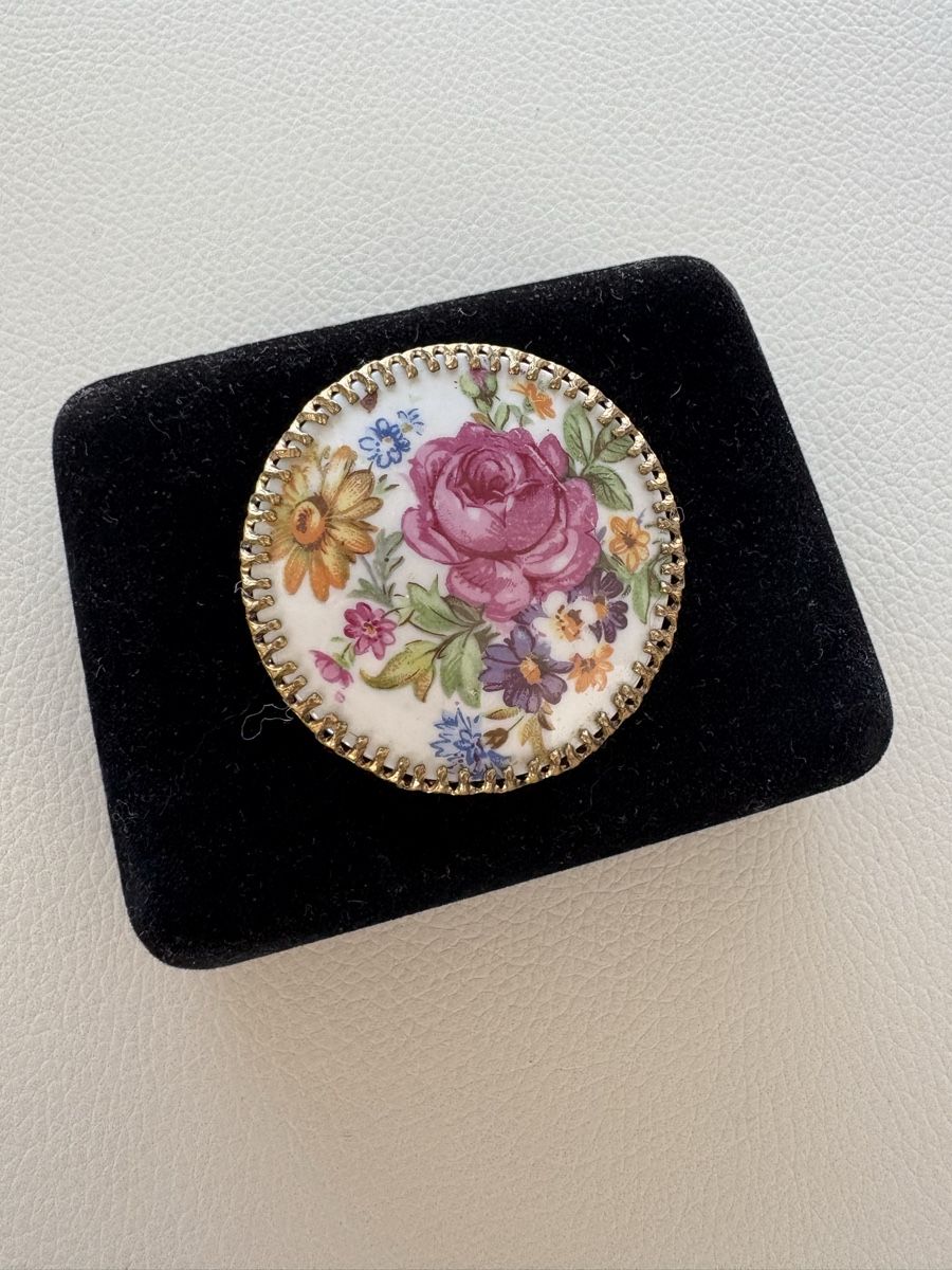 Broschen & Nadeln: brooch decal vintage ,good condition, Czechoslovakia – Gebraucht aus Lausanne von oyu_hgg5