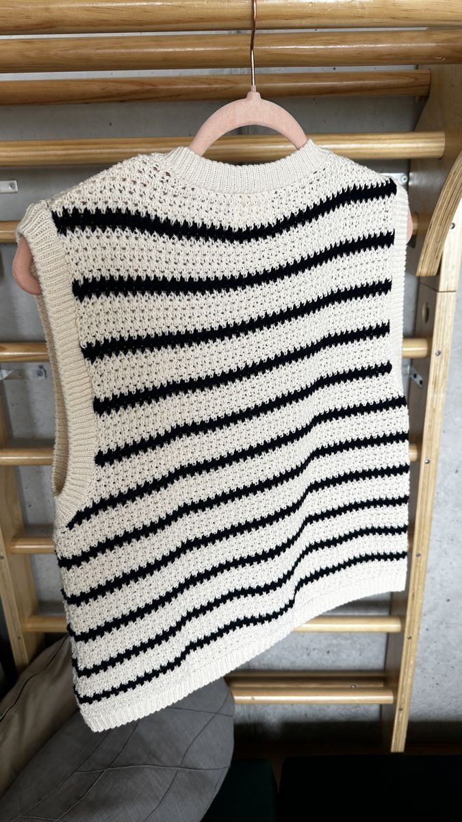 H&M Tops: H&M Top grösse M – D'occasion à Bern par Tana31 2