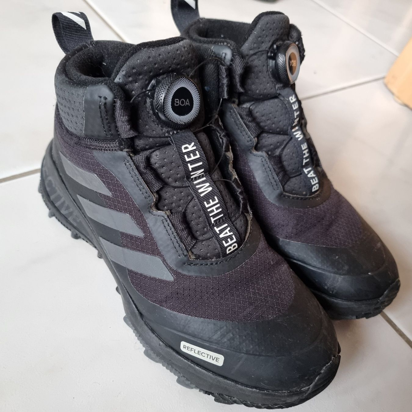 Tolle Adidas Winterschuhe mit Boa Verschluss Gr. 38 2 3 Kaufen auf Ricardo