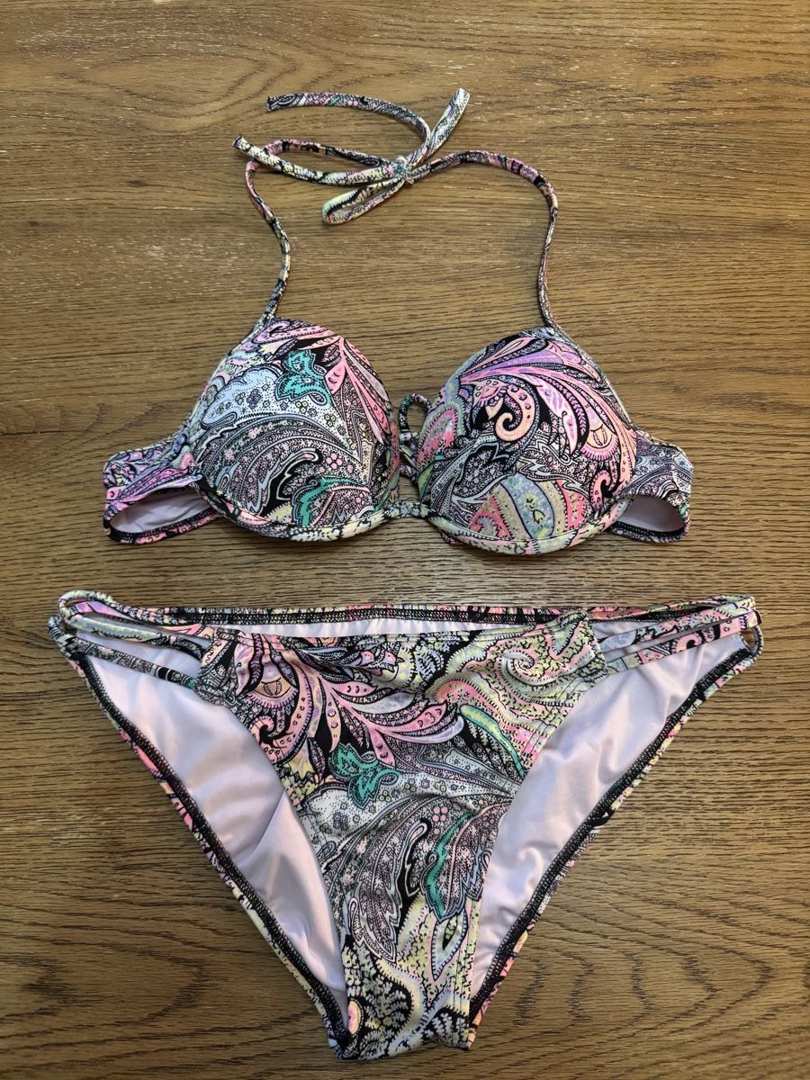 Victoria's Secret Costumi da bagno & Bikini: Victoria‘s Secret Bikini – Nuovo (secondo la descrizione) da Küssnacht am Rigi venduto da Belli_12