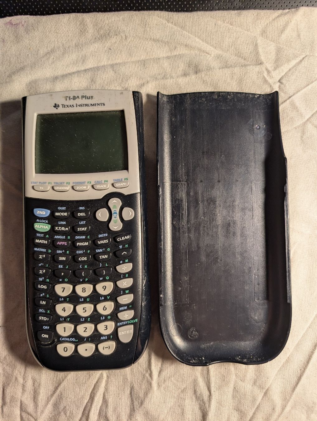Texas Instruments Calculatrices: Texas Instruments TI-84 Plus – D'occasion à St-Sulpice VD par alexander_alex