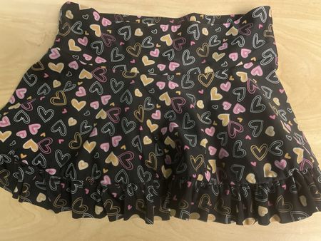 Migros Bade Minirock mit Herzmuster, Gr. 152 Top!