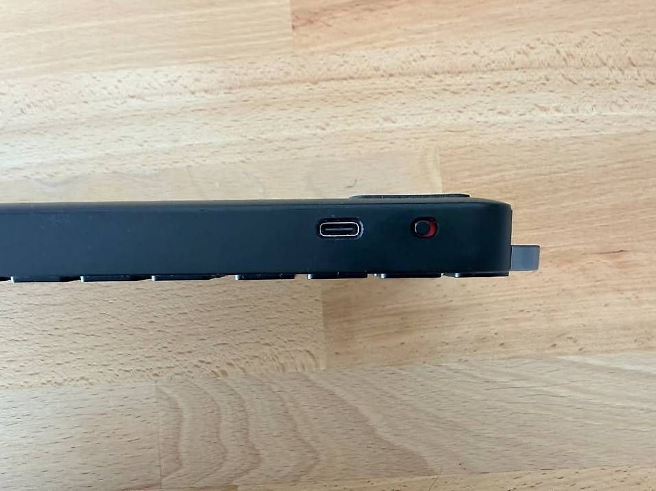 Logitech Tastiere: Logitech MX Keys for Mac - Clavier sans fil CH - Gris – Usato da Collombey venduto da malik.bkn