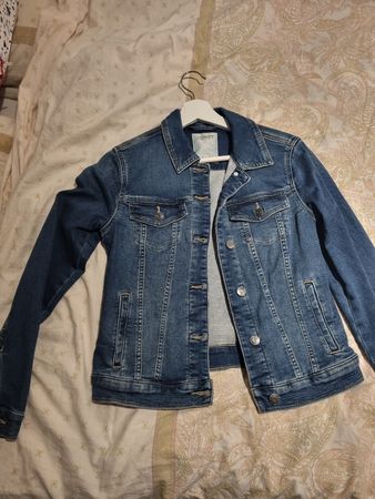Jeansjacke von Esprit, Grösse S, Top Zustand!