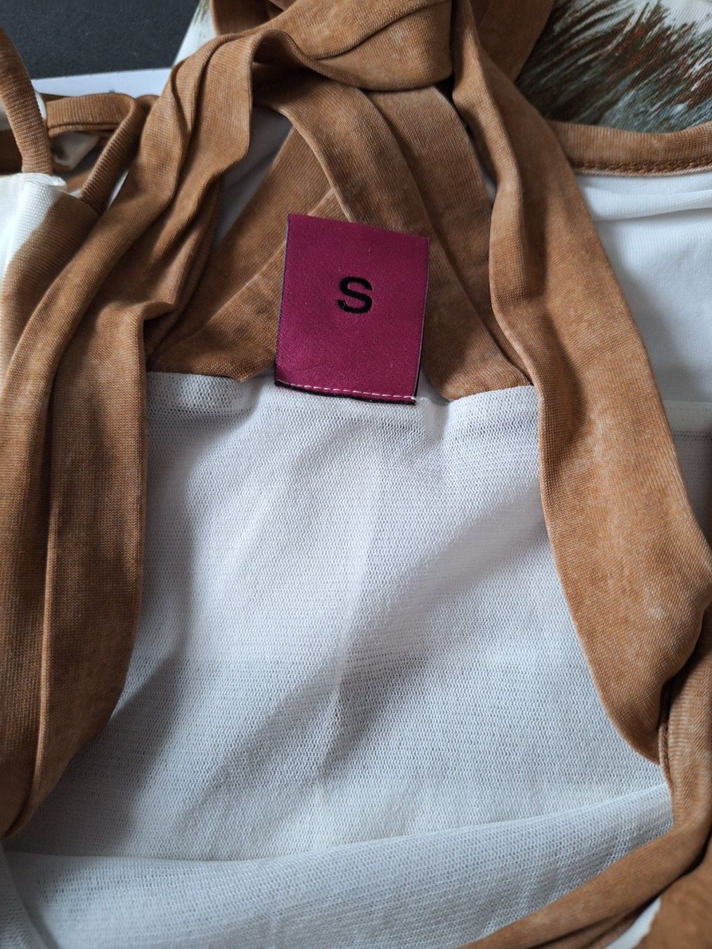 Vestiti: Robe Save The Queen S – Nuovo (secondo la descrizione) da St-Triphon venduto da Jldr0 6