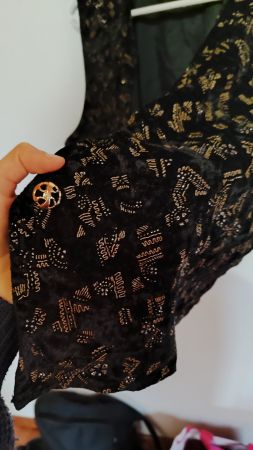 Vintage Westen, Gr. M-L, mit goldener Stickerei, Only