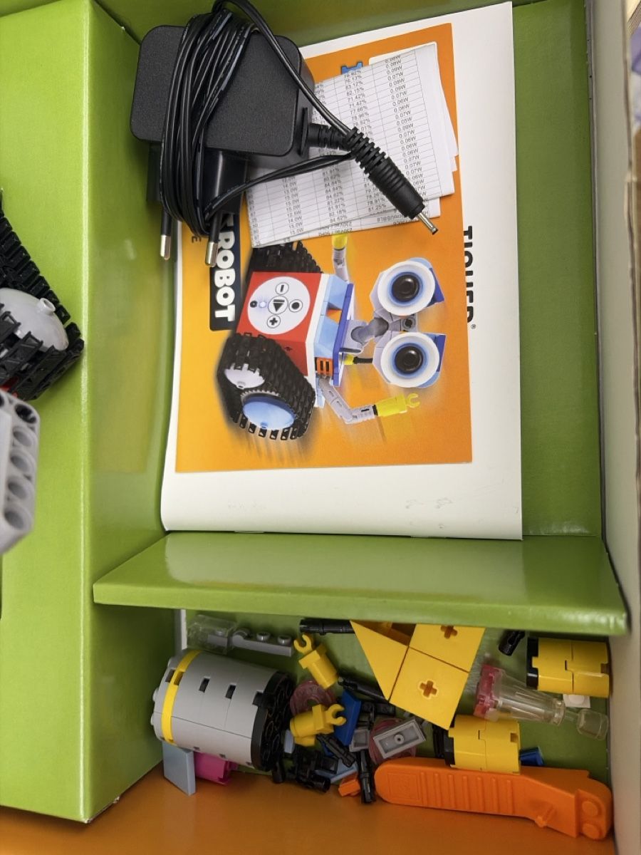 Spielzeuge: Tinker Bot - my first robot – Defekt aus Zürich von music_instr 1