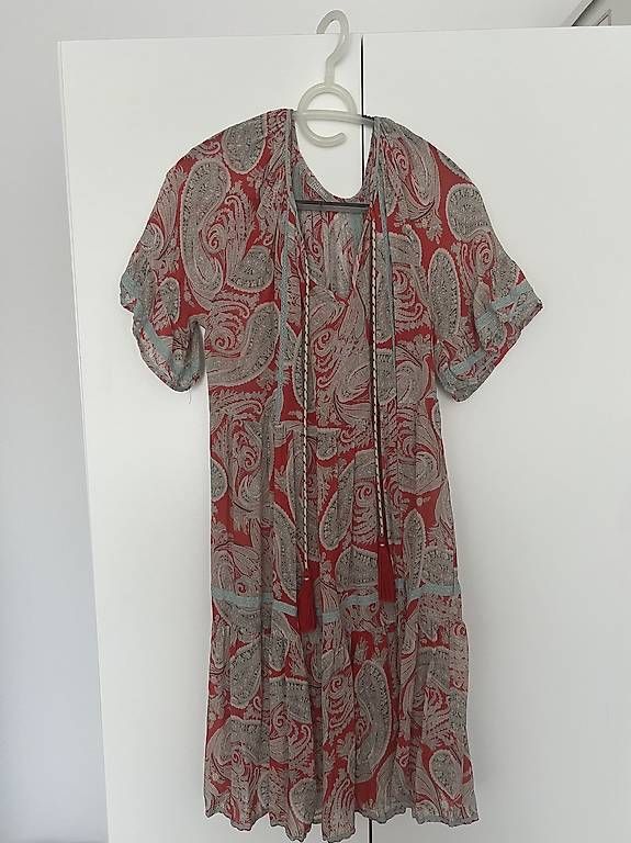 Vestiti: NILE Dress – Usato da Neftenbach venduto da bebbels69