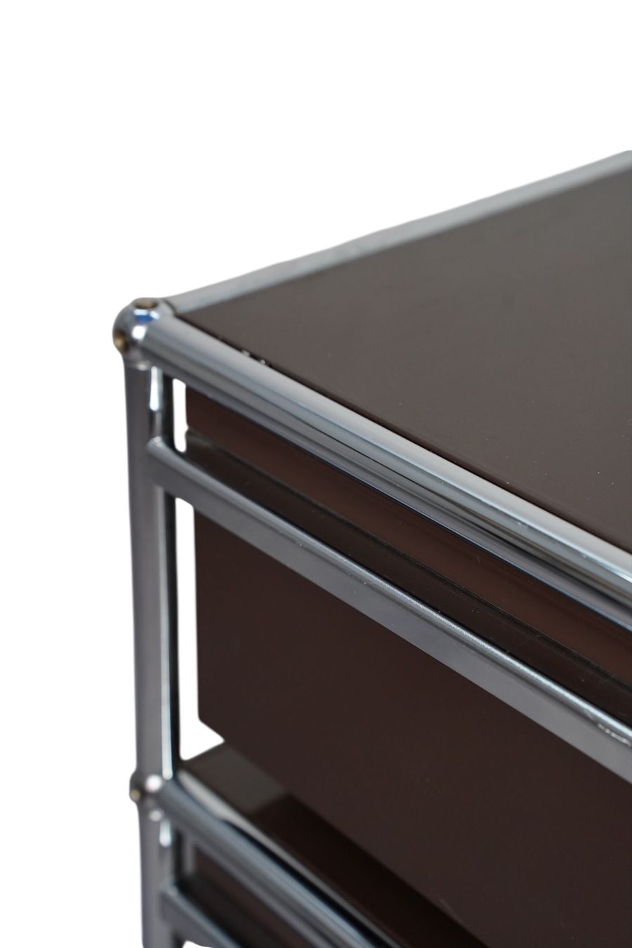 USM Korpus: Corps de bureau d’appoint sur roulette USM – Gebraucht aus Bulle von ABELiAM 3