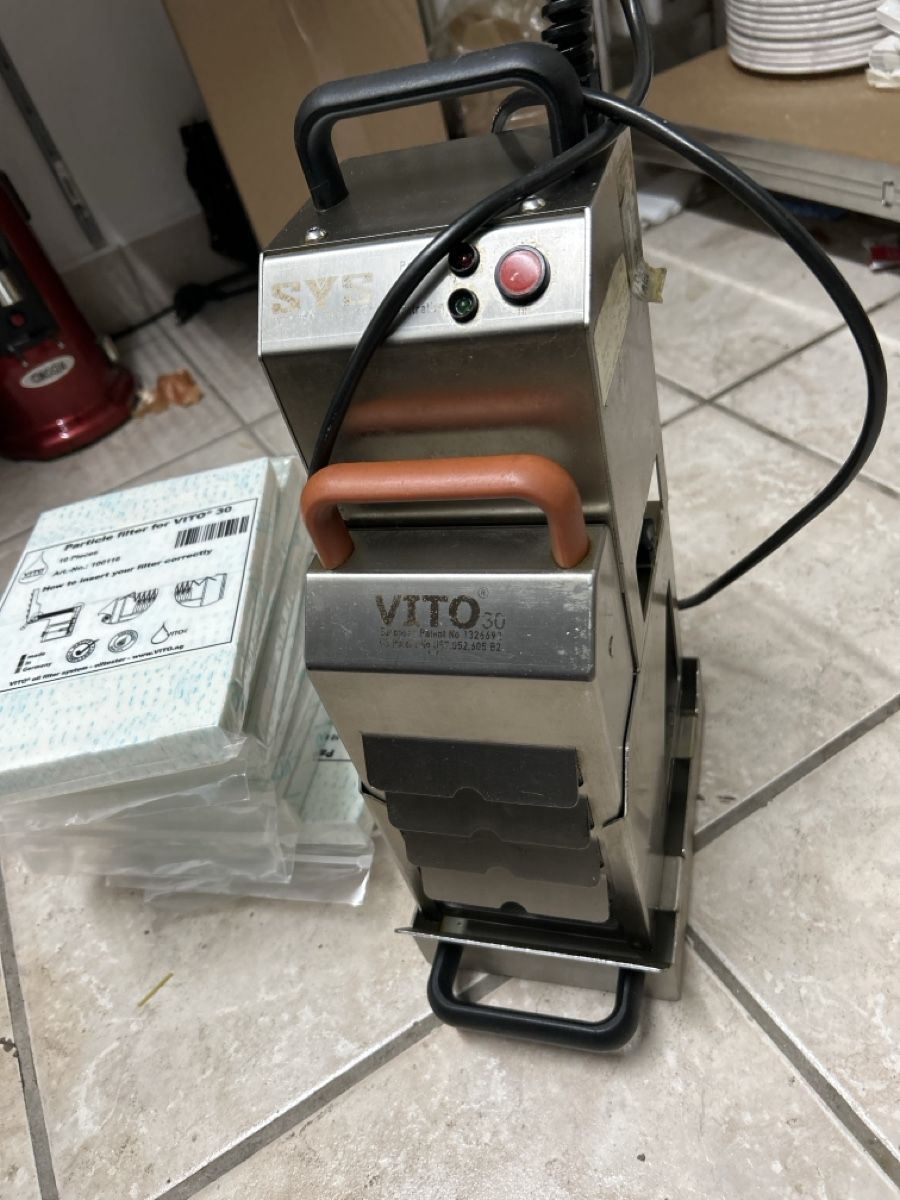 Cucine complete: Vito 30 Frittierölfilter Gastro – Usato da Basel venduto da BAD-1
