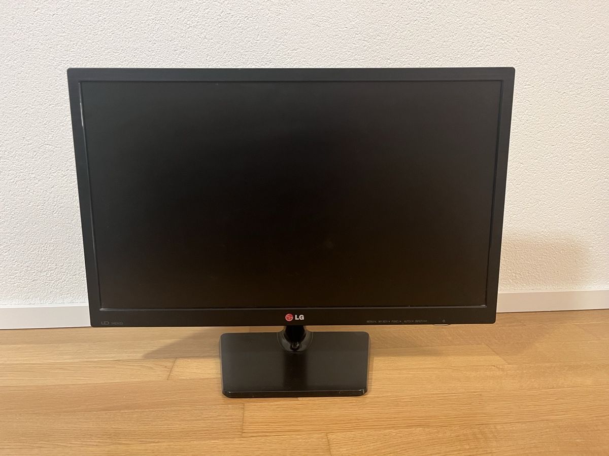 Monitor: LG 22 Zoll Bildschirm – Usato da Zürich venduto da janasza